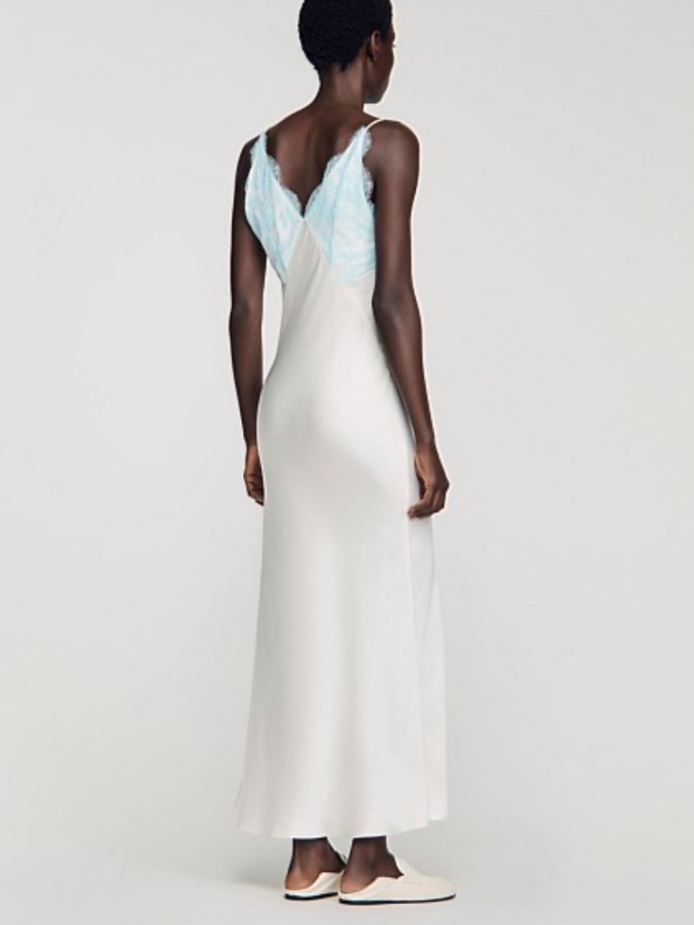 TESS DRESS - Picture 3 of 6